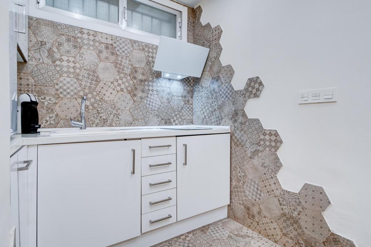 Precioso Apartamento Cercano Al Mar, Parking, 4 Pax Ондаррібія Екстер'єр фото